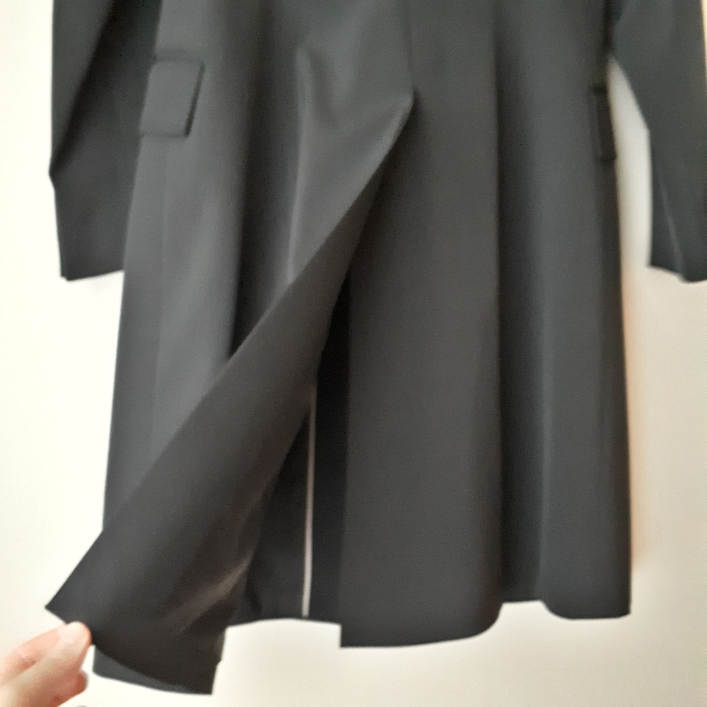 HOLT RENFREW Classic Jacket/Coat - Picture 6 of 9